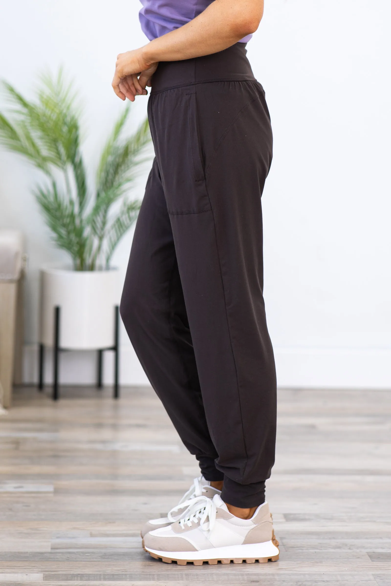Brown Joggers With Pockets