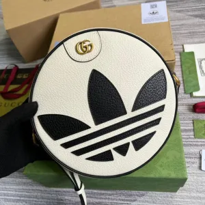 Charm - GG Bags - 1202