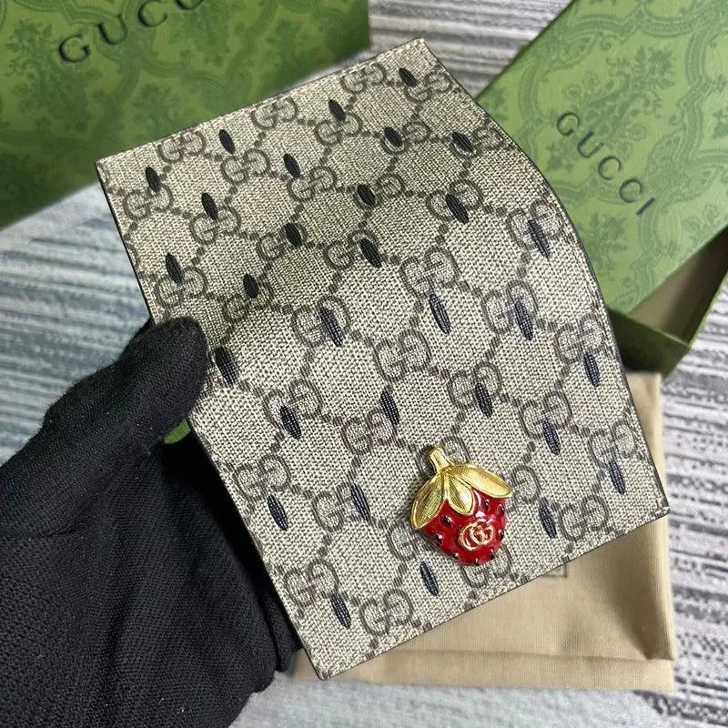Charm - GG Bags - 450