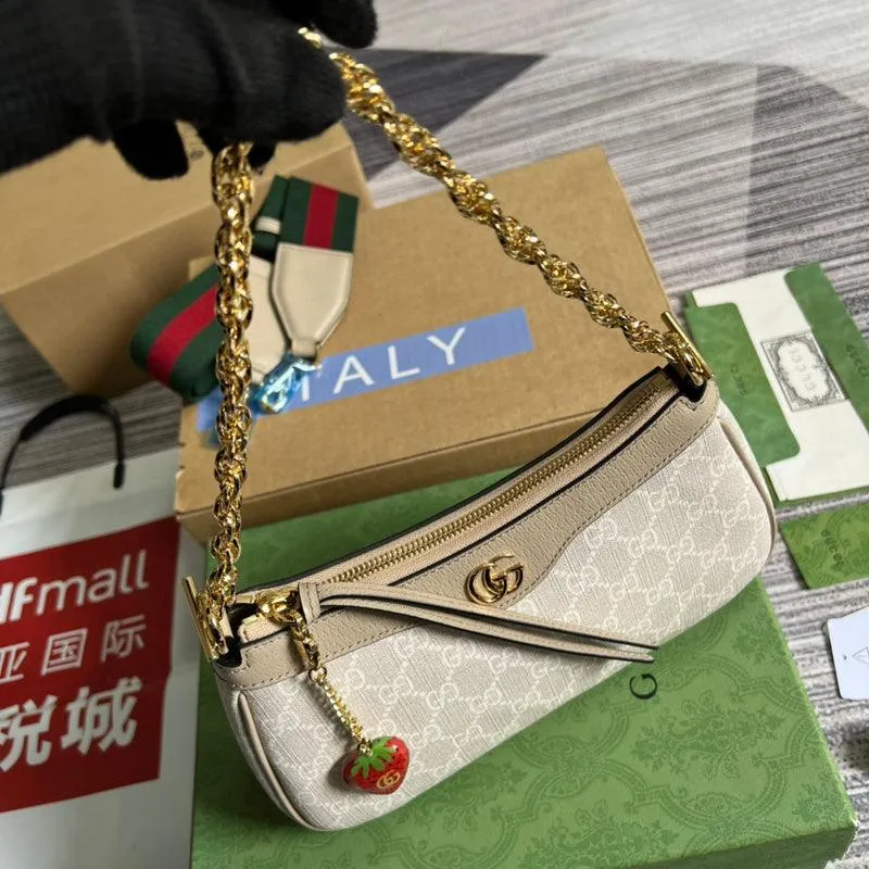 Charm - GG Bags - 911