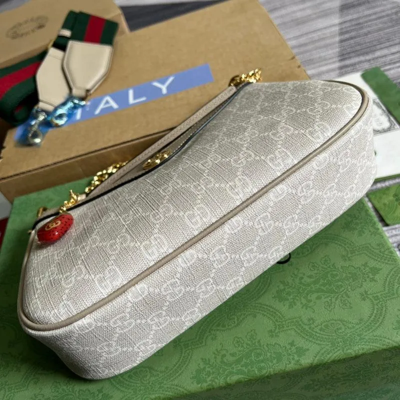 Charm - GG Bags - 911