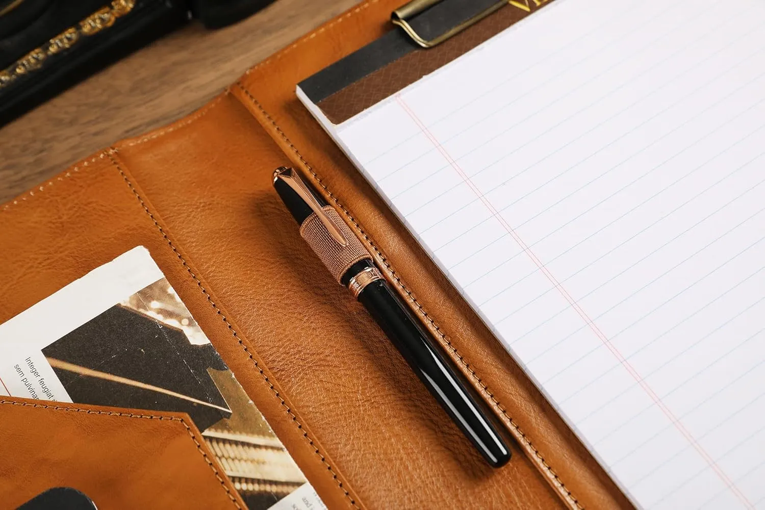 DUKE&COW Portfolio Binder - Personlized Clipboard Folio Compact Padfolio Engraved Leather Portfolio Legal Pad Holder, Ideal Padfolio for Men - Brown