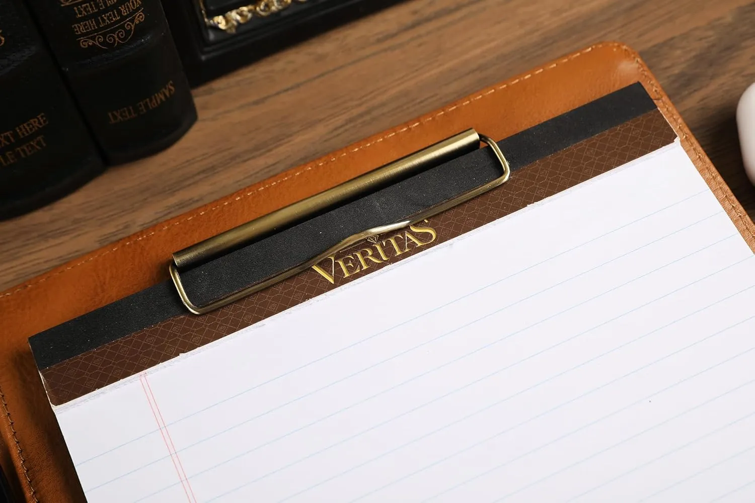 DUKE&COW Portfolio Binder - Personlized Clipboard Folio Compact Padfolio Engraved Leather Portfolio Legal Pad Holder, Ideal Padfolio for Men - Brown