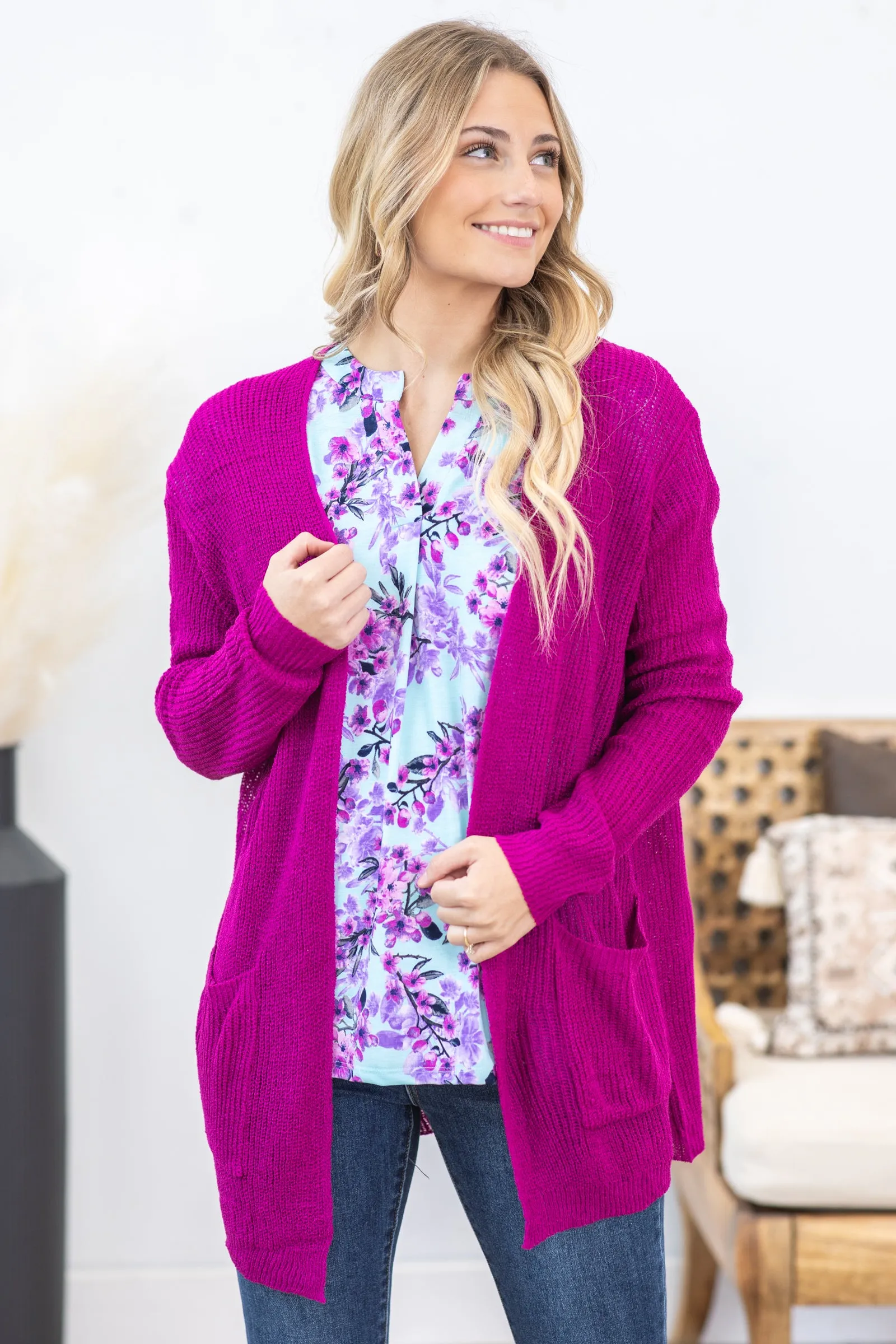 Light Weight Cardigan With Pockets