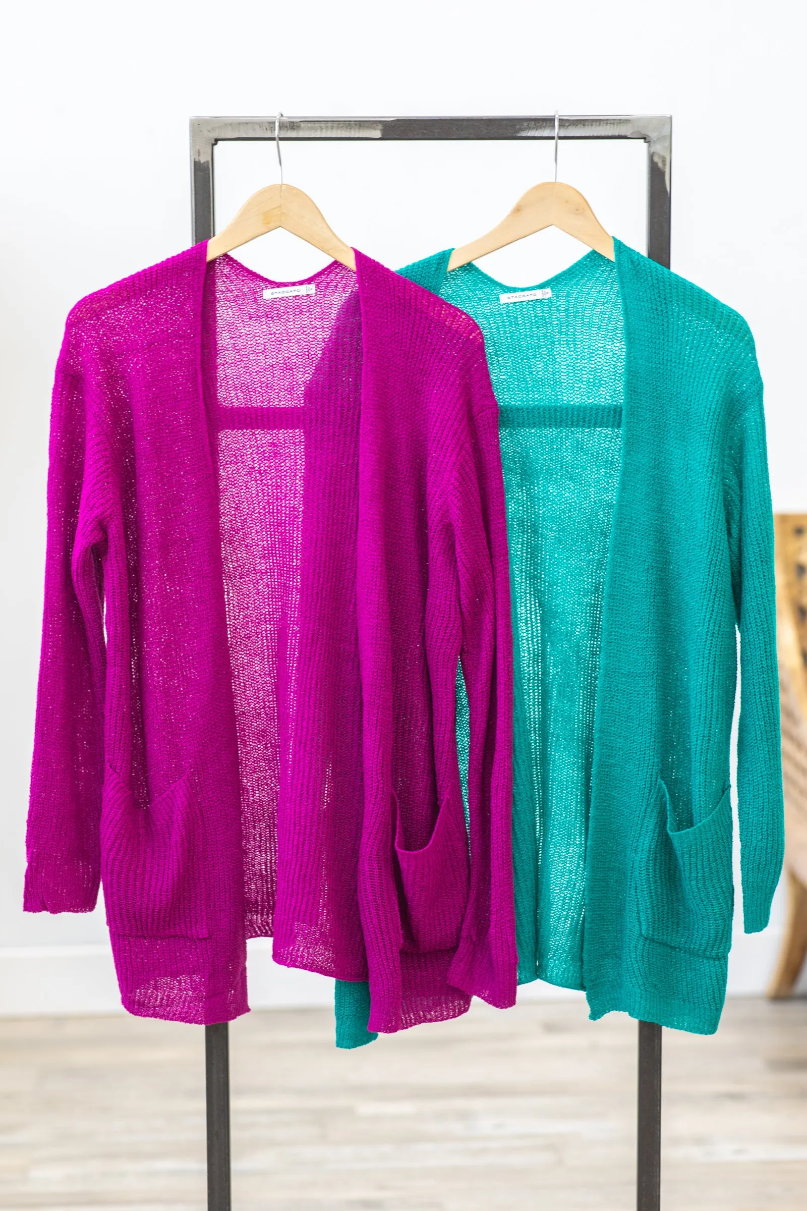 Light Weight Cardigan With Pockets
