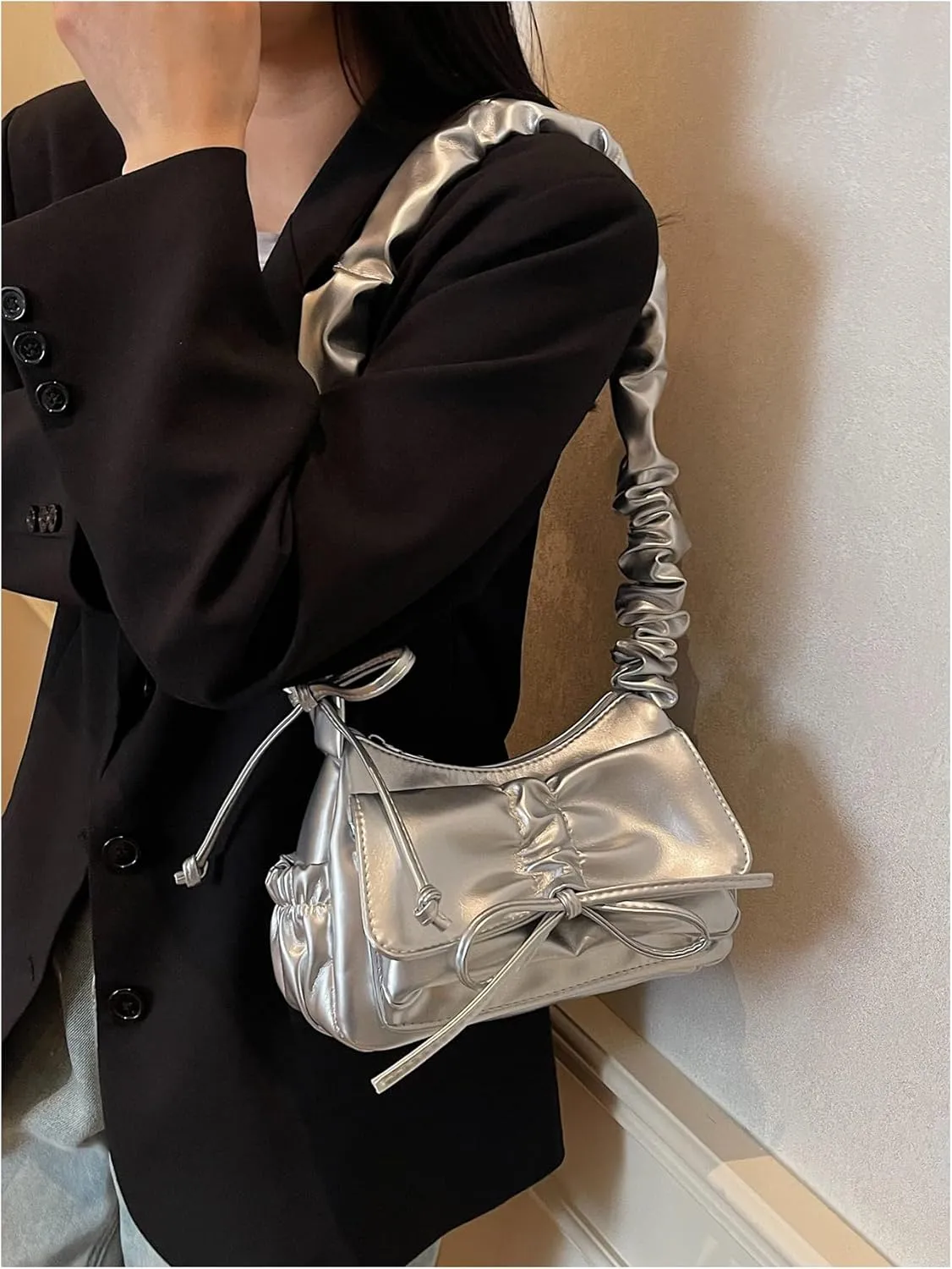 Verdusa Women's Vintage Bow Crossbody Bags PU Leather Ruched Zipper Shoulder Handbags