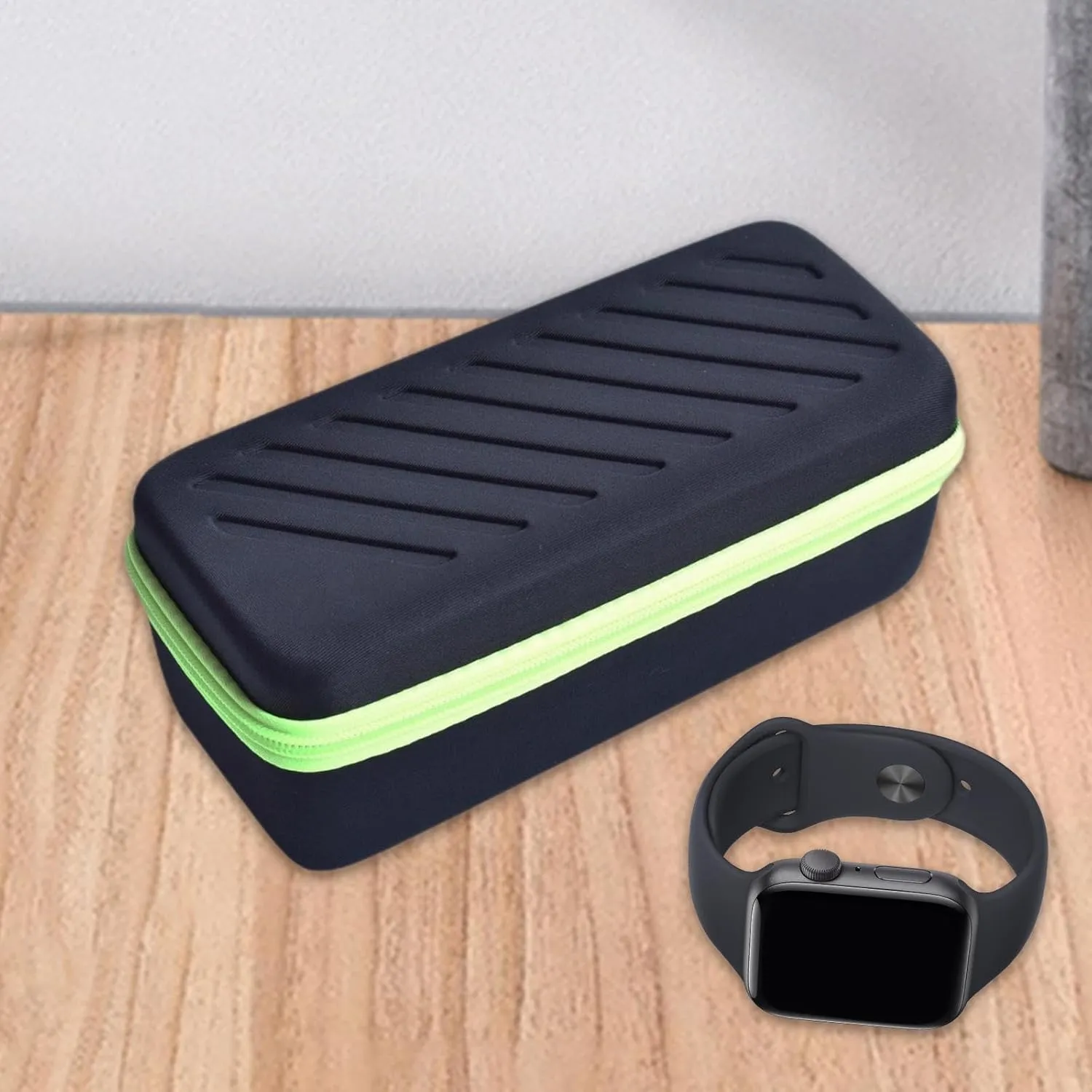 Watch Travel Case, Display Case 3 Slots Portable Display Holder Organizer Box Watch Collection Box for Digital Smartwatches, Black